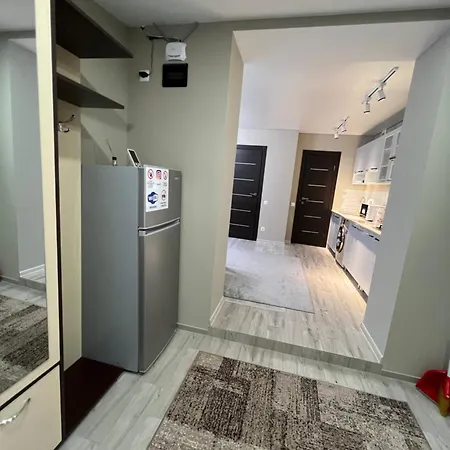 1-Confortable And Ideal Apartament-Квартира Посуточно Edinet Exterior photo