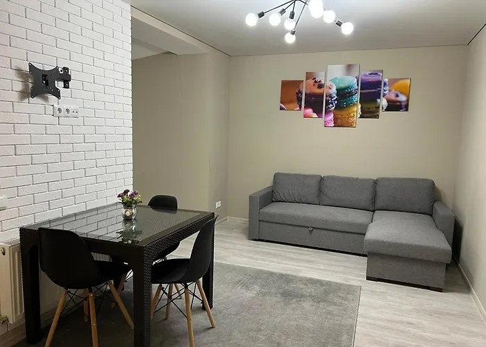 1-Confortable And Ideal Apartament-Квартира Посуточно Edinet