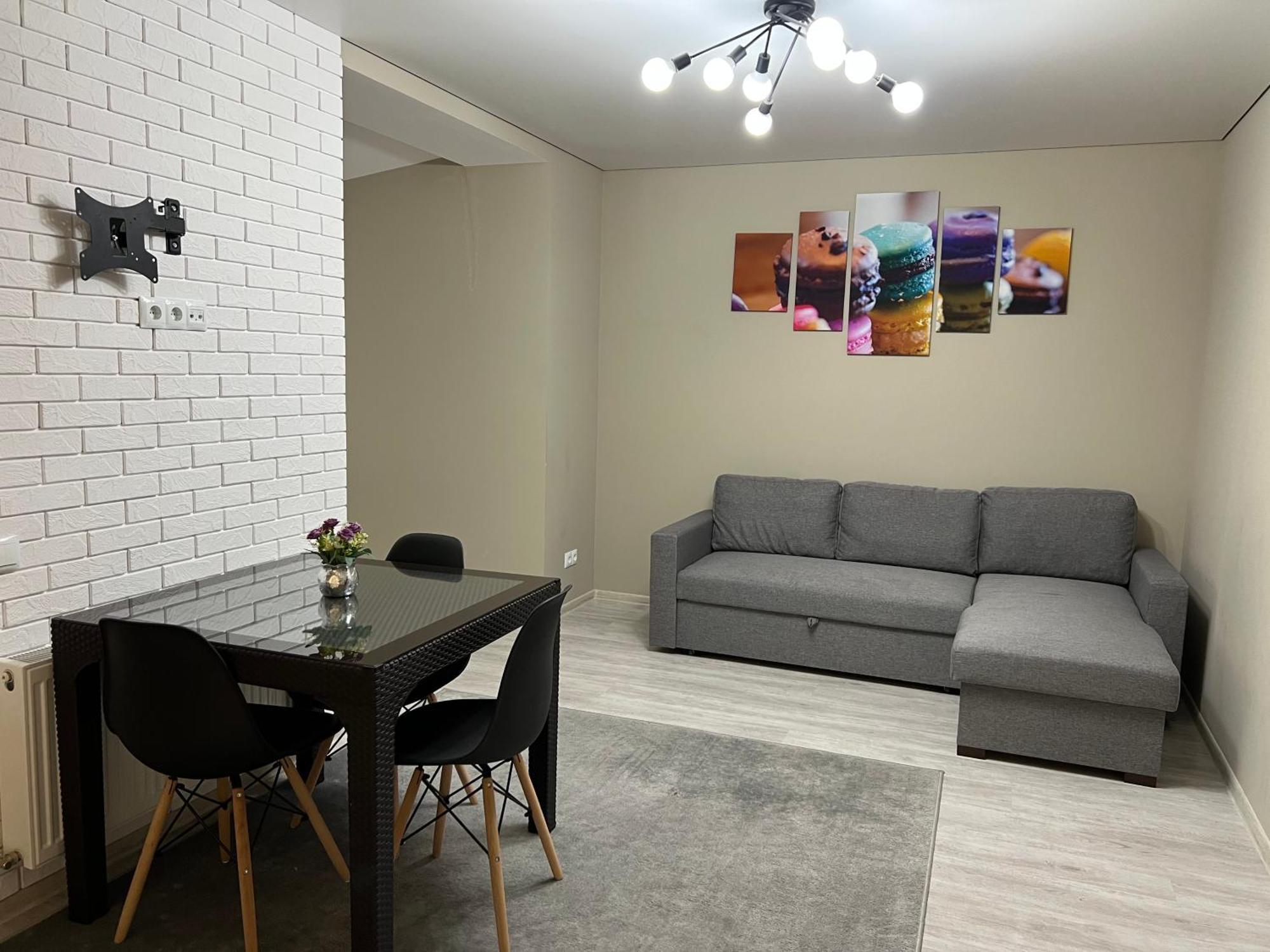 Apartment 1-confortable And Ideal Apartament-квартира посуточно Edinet