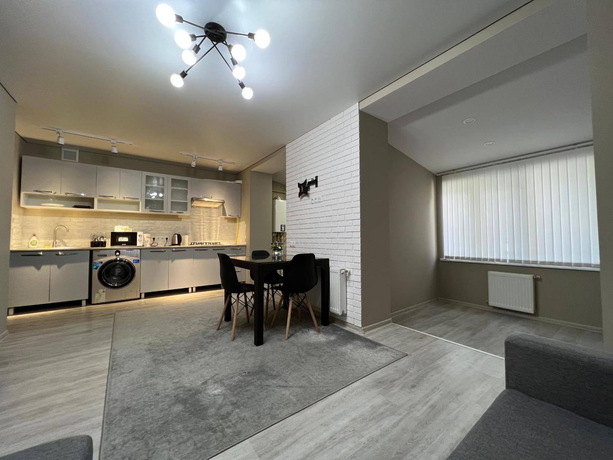 1-confortable And Ideal Apartament-квартира посуточно Edinet